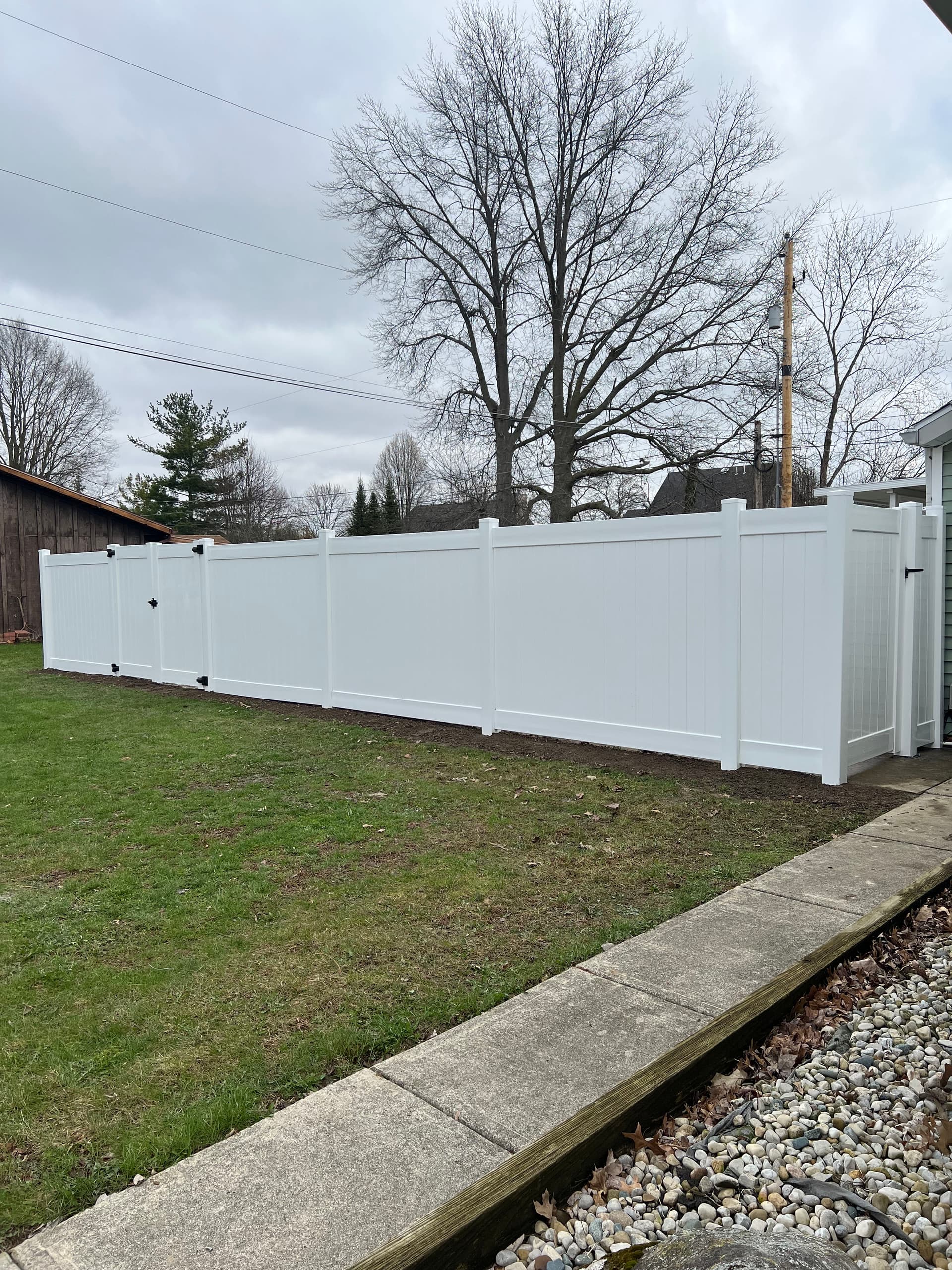 Gallery photos for White Vinyl Privacy Fence Installation in Loral Oaks Lima: Image #1