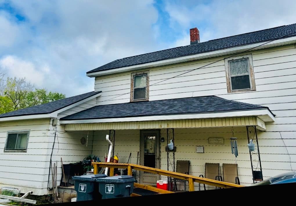 Gallery photos for Full Roof Replacement on a Lima Home That Was Past Saving: Image #3