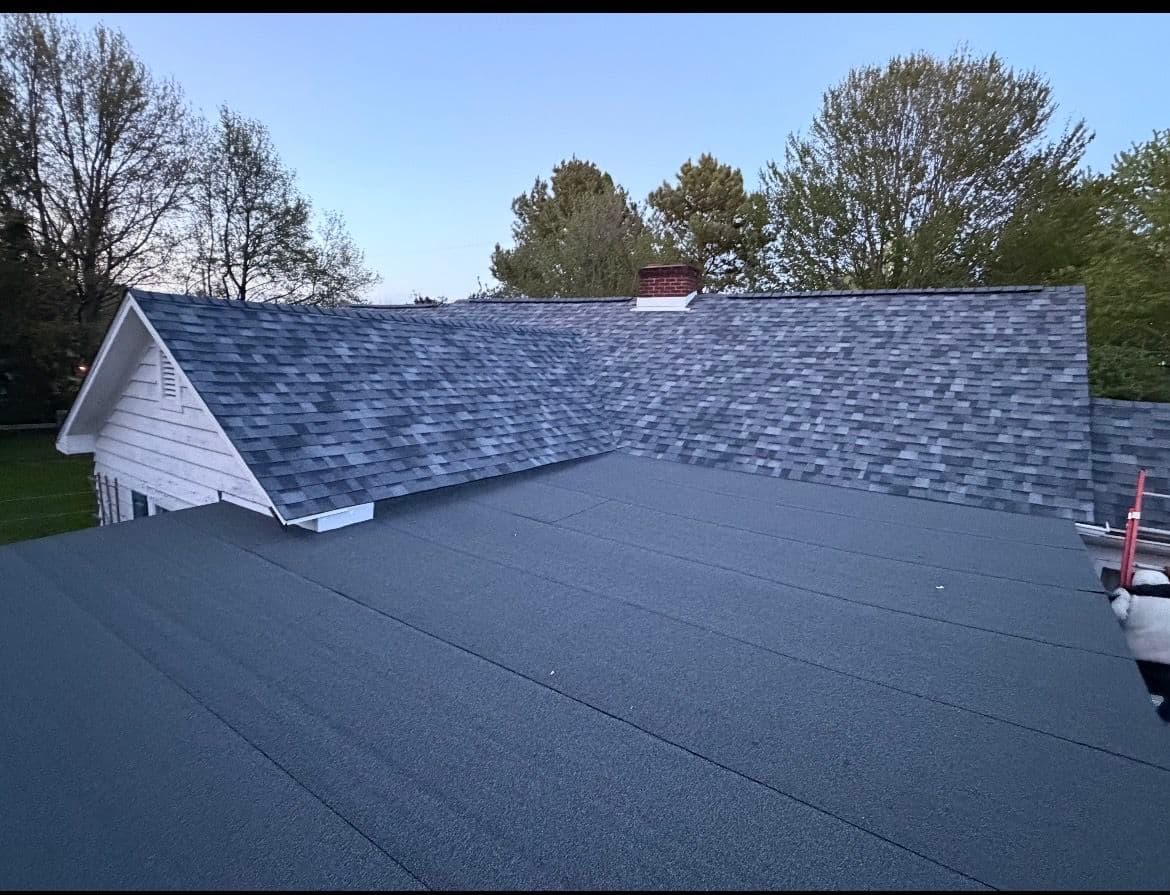 Gallery photos for Full Roof Replacement with Owens Corning Shingles in Gomer Ohio: Image #1