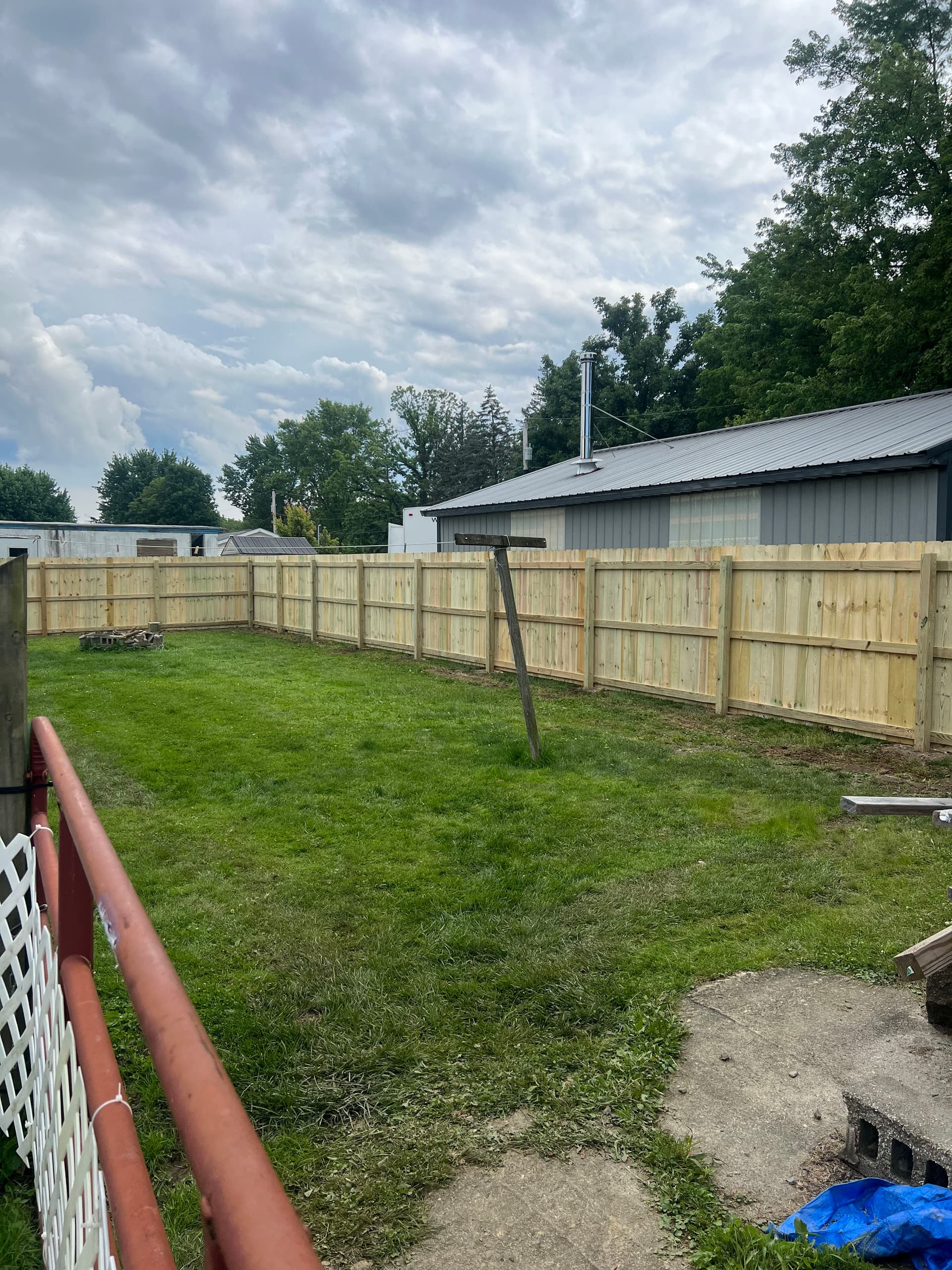 Gallery photos for Old Wood Fence Replaced with a Solid New Privacy Fence in Lake View: Image #3