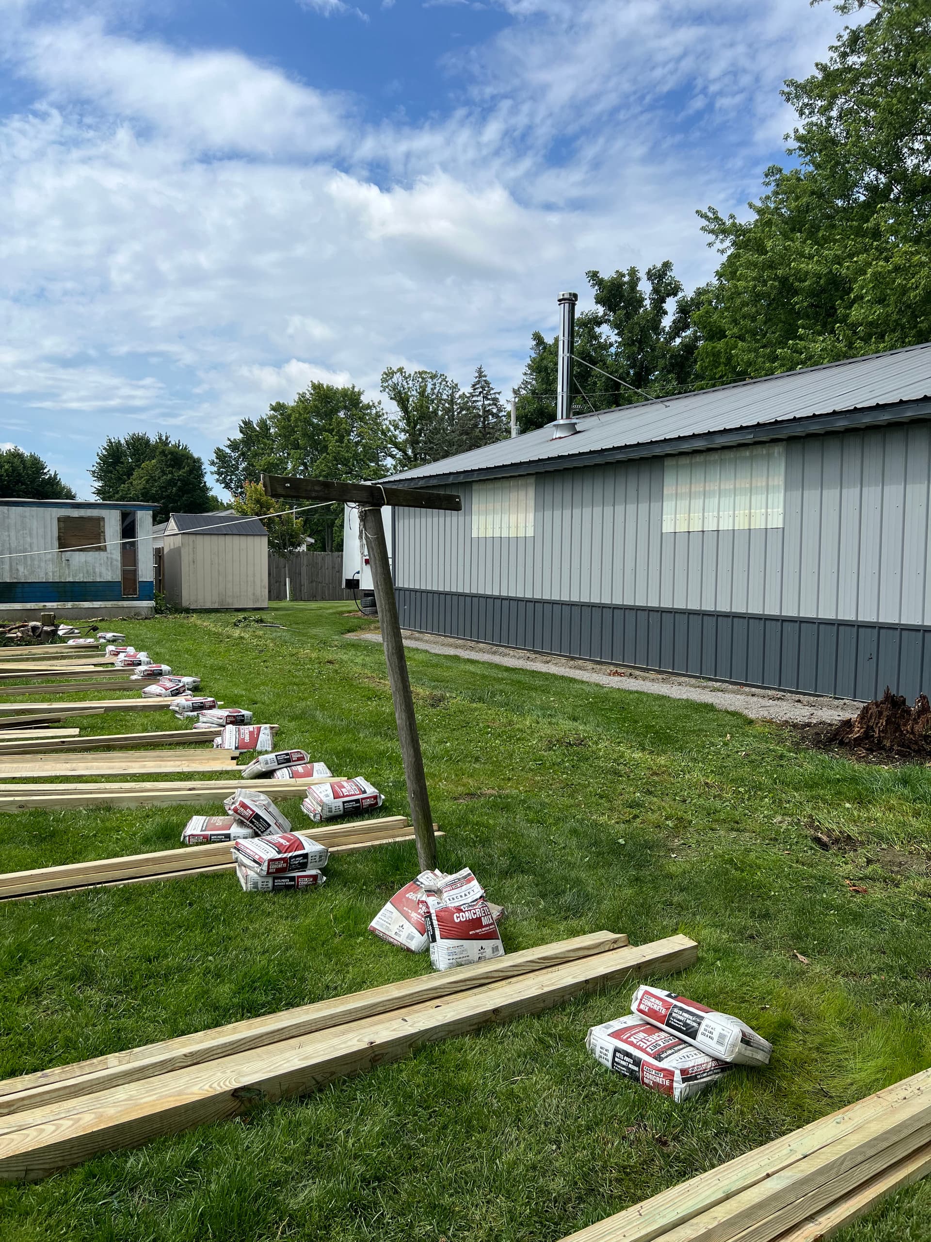 Gallery photos for Old Wood Fence Replaced with a Solid New Privacy Fence in Lake View: Image #2