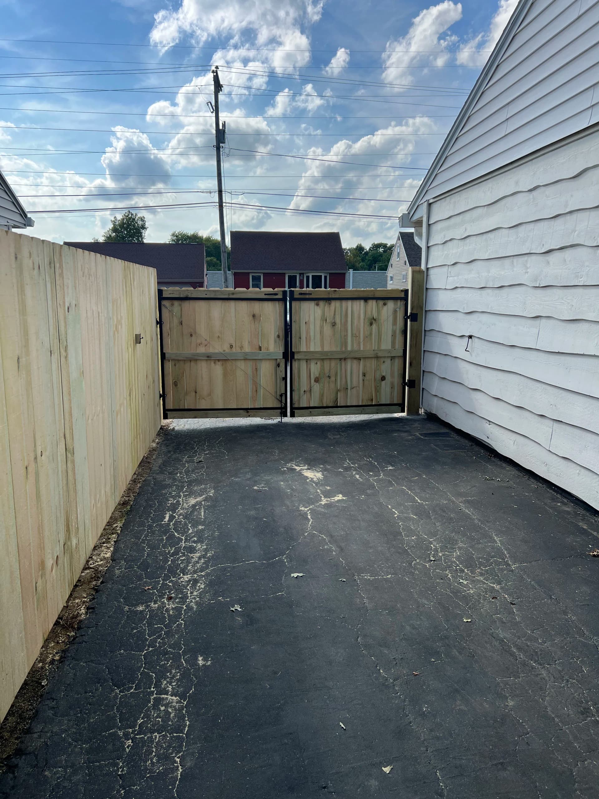 Gallery photos for Wood Privacy Fence and Gate Installation in Lima Ohio: Image #5