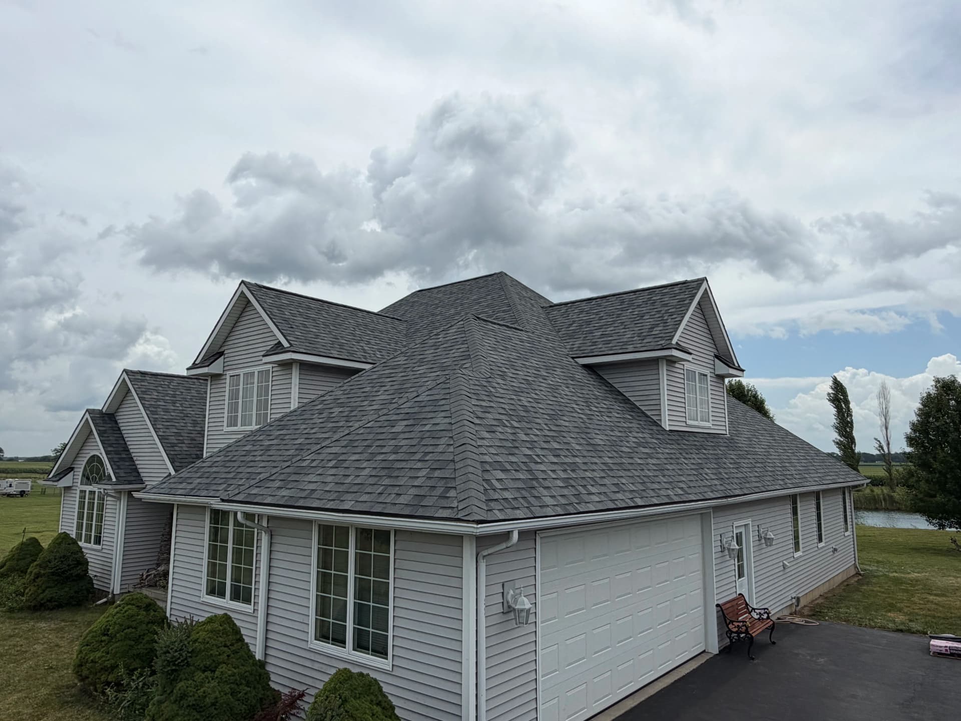 Gallery photos for Full Tear-Off Roof Replacement with Owens Corning Duration Shingles: Image #5