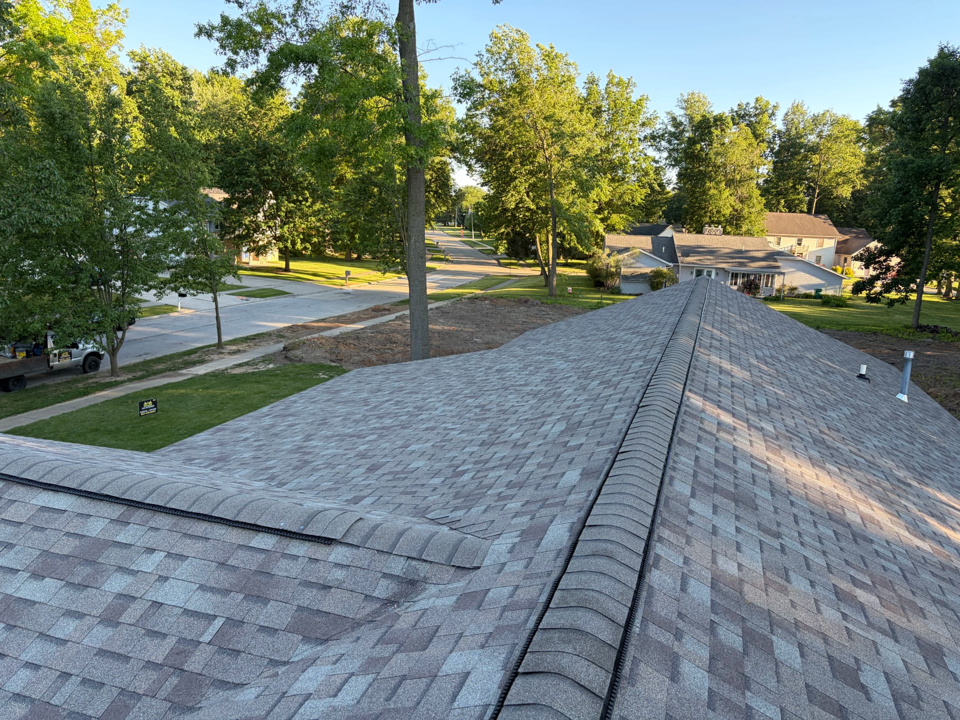 Gallery photos for Owens Corning Roof Replacement With New Seamless Gutters: Image #1